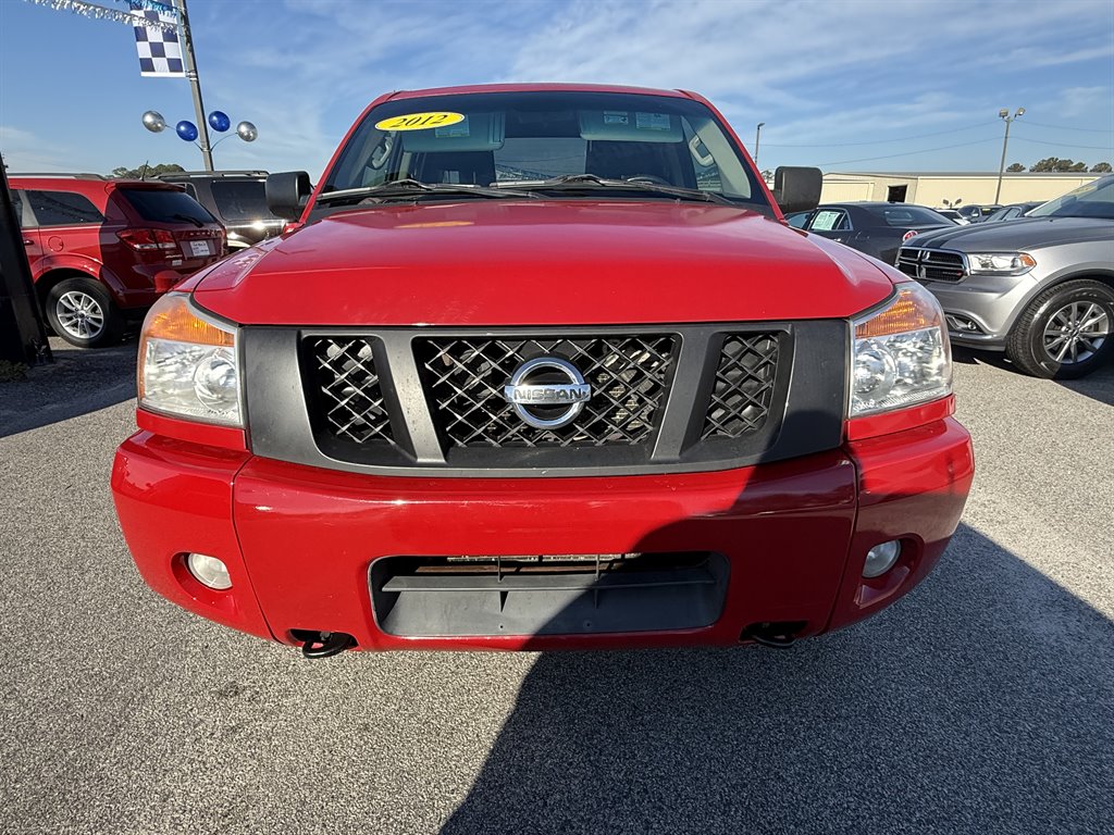 2012 Nissan Titan SV's photo